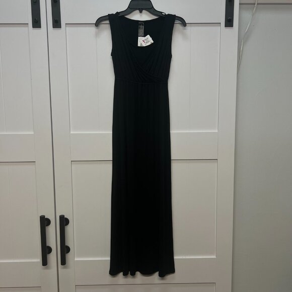 Maddie Nursing Maxi Dress Maternity - Picture 2 of 7